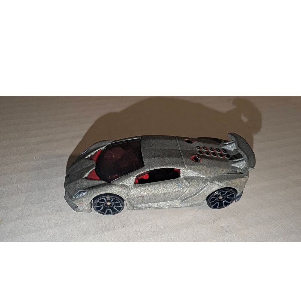 Hot Wheels 2014 #39 HW City LAMBORGHINI SESTO ELEMENTO grey Need For Speed NFS